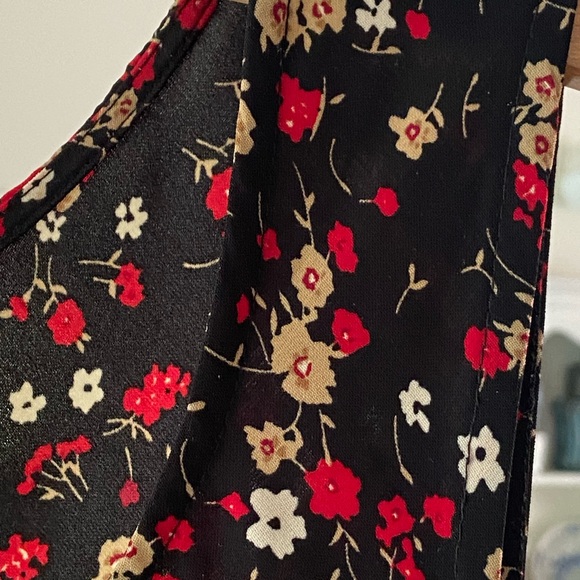 Vintage Floral Dress - Picture 7 of 12